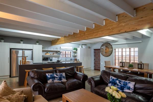 6 Bedroom Property for Sale in Noorsekloof Eastern Cape